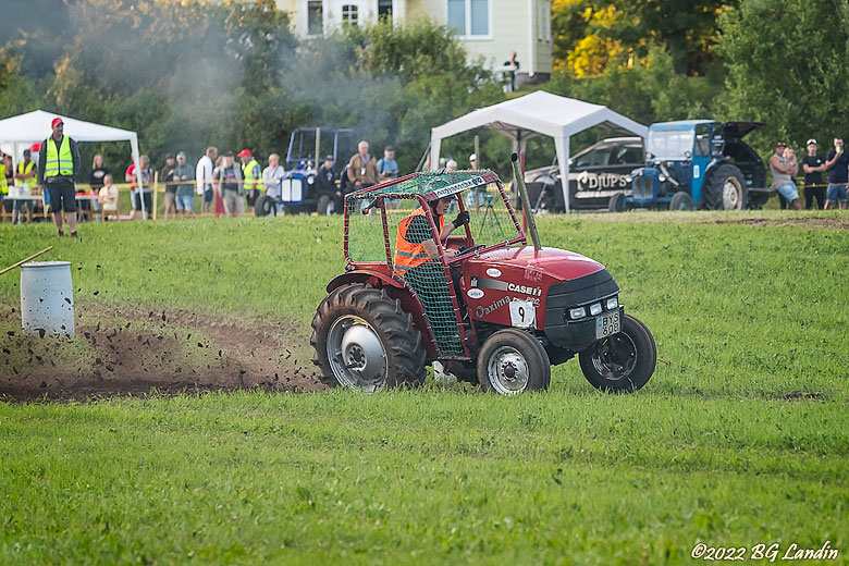 Gustav vinner Traktorrace 2022