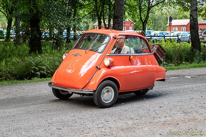 BMW Isetta på veteranträff 250821