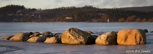 Stenar vid Playa Mjörn i kvällsljus
