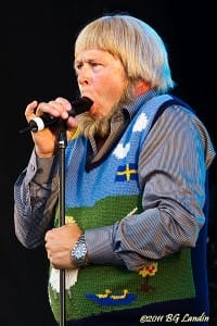 Oj, jag svalde visst mikrofonen!