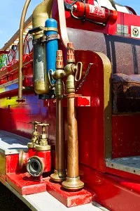 Den röde hanens betvingare